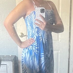 Chic Gold Framed Wall Mirror